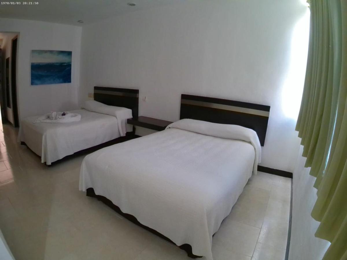 Hotel Plaza Playa Плая-дель-Кармен Экстерьер фото